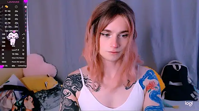 Alice_Hells stripchat live cam model