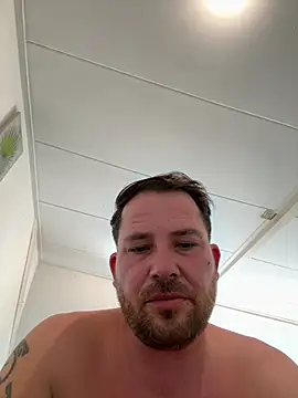 iunutmi stripchat live cam model