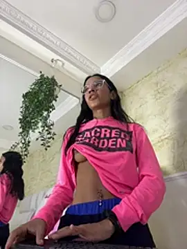 ScarletEvanss_ stripchat live cam model