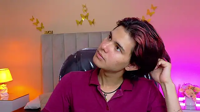 Derek_Sinn stripchat live cam model