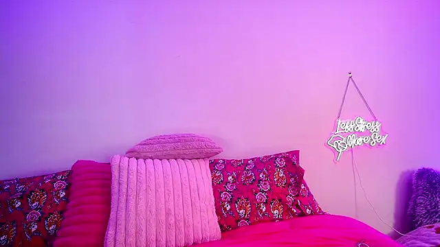 CamirynVale stripchat live cam model