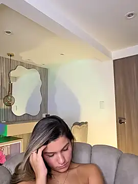 emilyvex stripchat live cam model