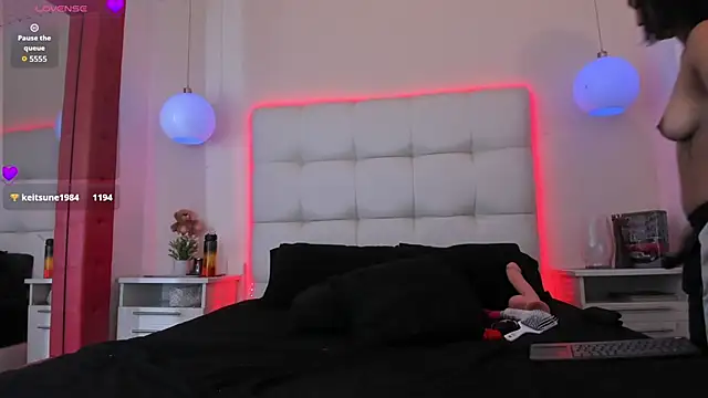 SweetDaya stripchat live cam model