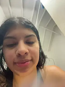 Natha_gomez stripchat live cam model