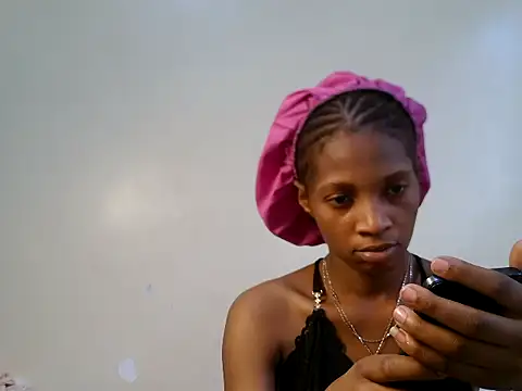 fuckaddict_reggy stripchat live cam model