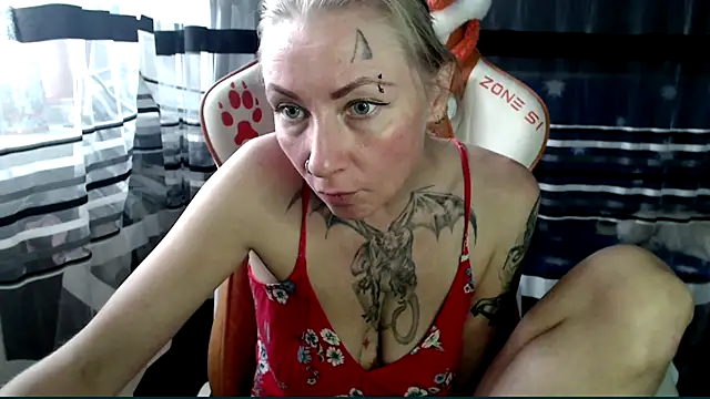 cold_lollipop stripchat live cam model