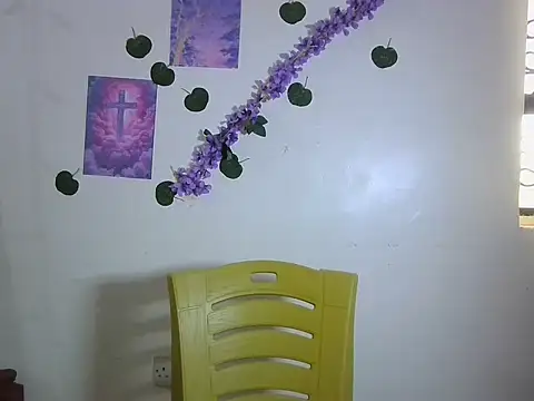 PreggoBeauty stripchat live cam model