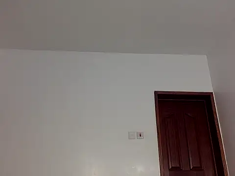 ZuriCharm stripchat live cam model