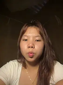 Been-sexy stripchat live cam model