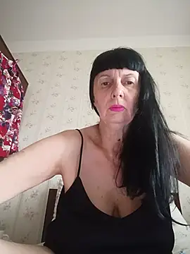 MelanyBanks stripchat live cam model
