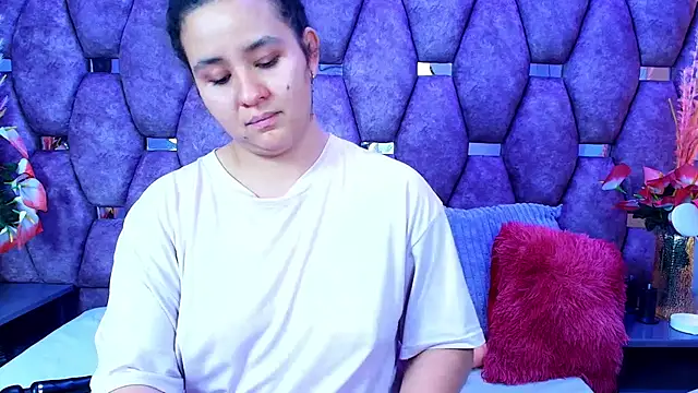 AlaSmith stripchat live cam model
