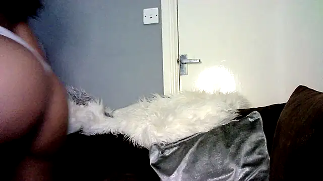 Hazel_Dollxx stripchat live cam model