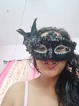 thanusi_2 stripchat live cam model