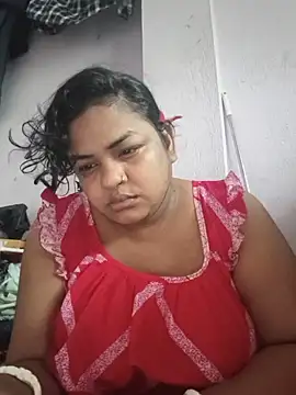 Deborbhavi222 stripchat live cam model