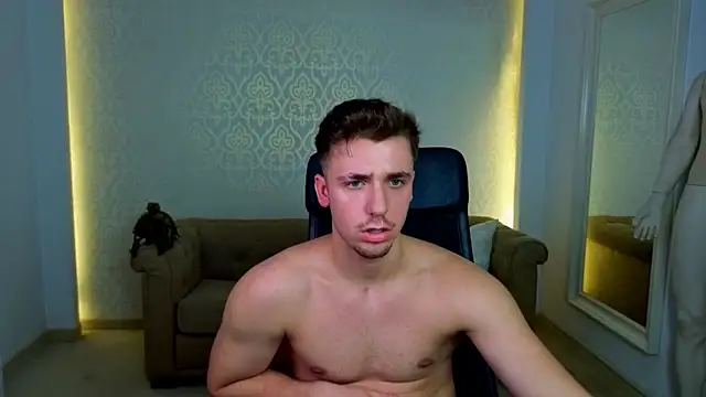 KellenWest stripchat live cam model