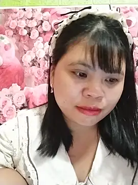 Xuka_lyss stripchat live cam model