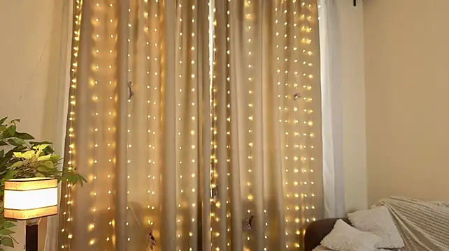 JolieDerringer stripchat live cam model