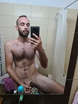 kauliaris28 stripchat live cam model