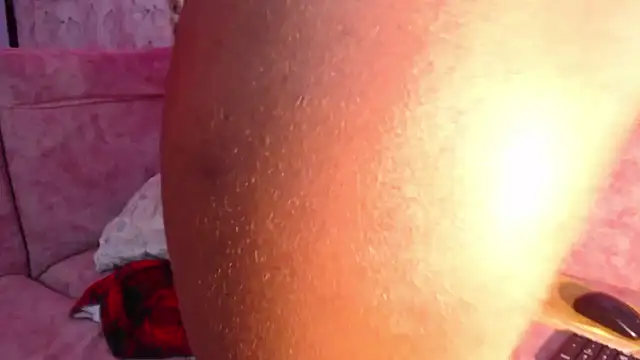 Fluttershinexx stripchat live cam model