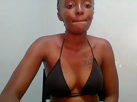 Sweet-spicydall stripchat live cam model