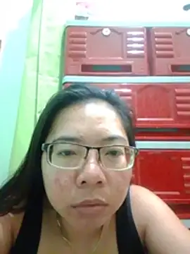 Horny_gelyn stripchat live cam model