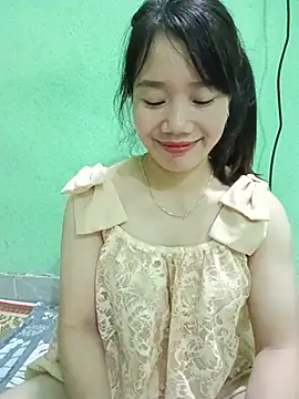 Yimy19 stripchat live cam model