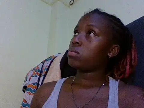 Hotafrican1 stripchat live cam model