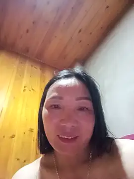 Regina_08 stripchat live cam model