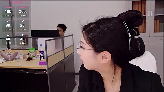 yangyang-777 stripchat live cam model
