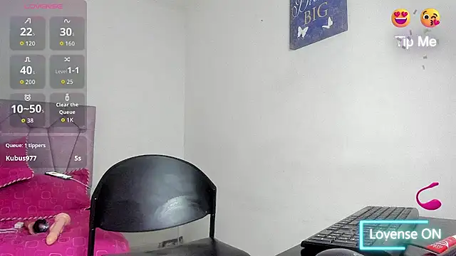 saraladys stripchat live cam model
