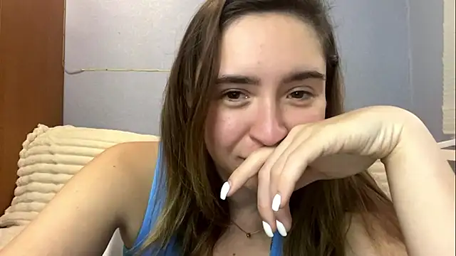 MaisonVirele stripchat live cam model