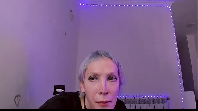 Lyricca stripchat live cam model