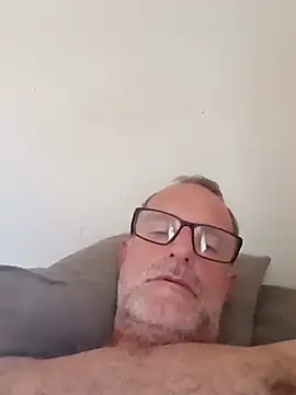 nard53 stripchat live cam model