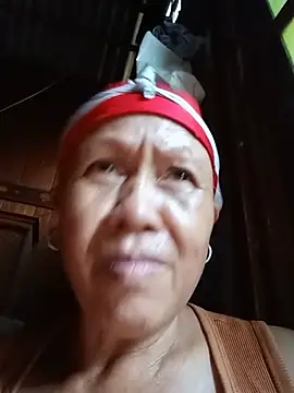 mayhenry stripchat live cam model