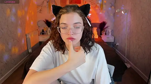 Wullwet_rav stripchat live cam model