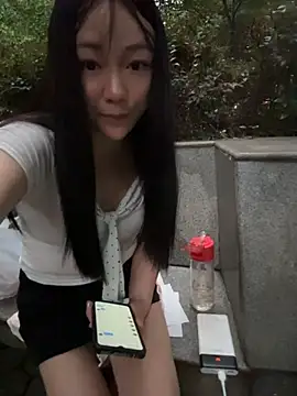 tiantian_99 stripchat live cam model