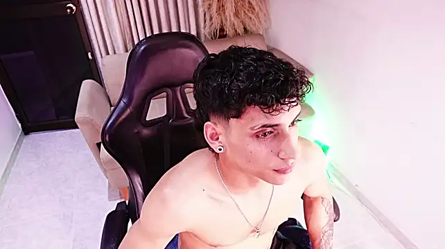 JhoanLeandro stripchat live cam model