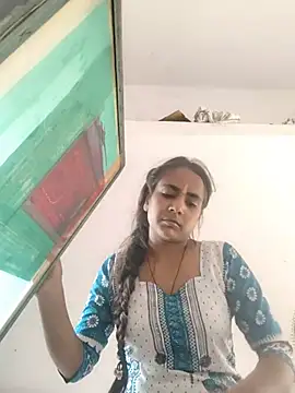 indiancute43 stripchat live cam model