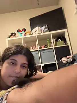 Yasminebbyxx stripchat live cam model
