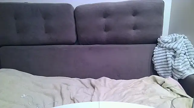 Stellamelow stripchat live cam model