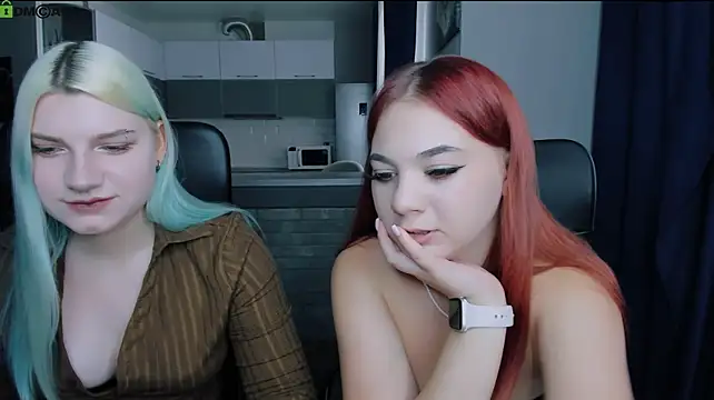 Rada_Kisss stripchat live cam model
