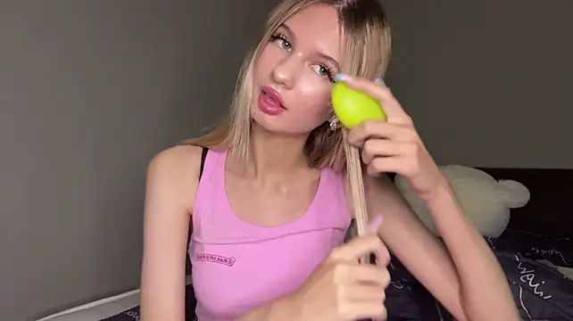 LashawnGelber stripchat live cam model