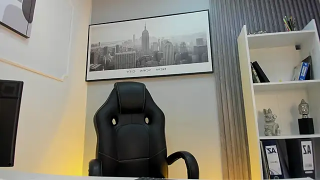 JuanKFit_45 stripchat live cam model