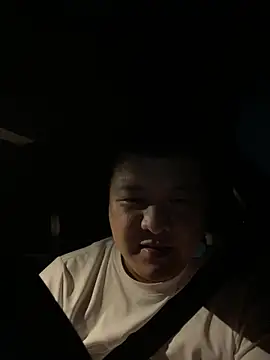 zhang1118 stripchat live cam model