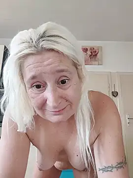 GeileEstelle stripchat live cam model