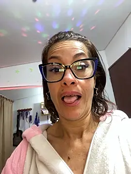 Goddess-Love- stripchat live cam model