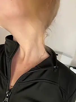 SugarDanger stripchat live cam model