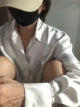 Writhing_First stripchat live cam model