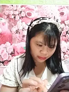 Xuka_lyss stripchat live cam model