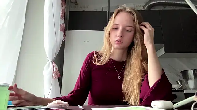 LuiseFurbeck stripchat live cam model